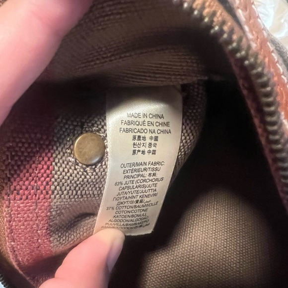 Burberry classic tottenham nova check plaid tote - Picture 13 of 13